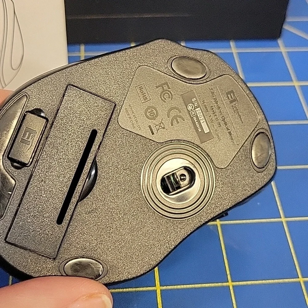 T Wireless Mouse Optical Model D-09 New